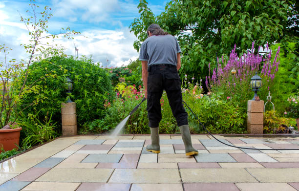 Best Pool Deck Cleaning  in Pixley, CA
